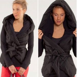Lululemon Down to the Studio Wrap Puffer Jacket 4